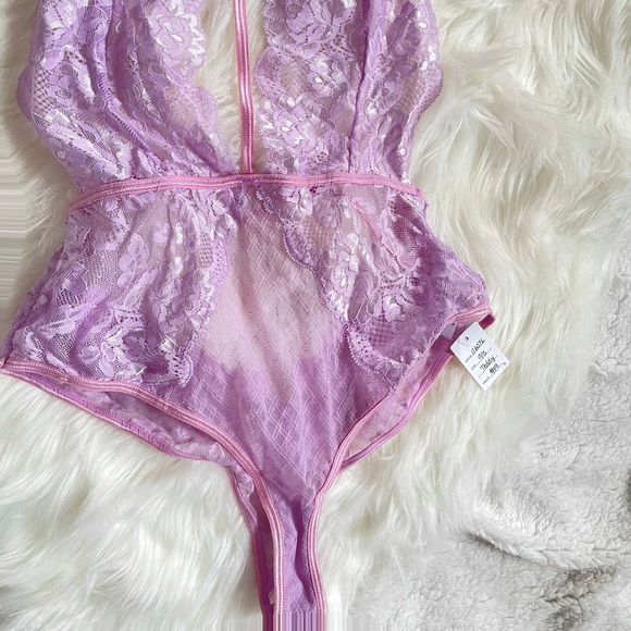 Valentine’s Day Teddy - Picture 2 of 3